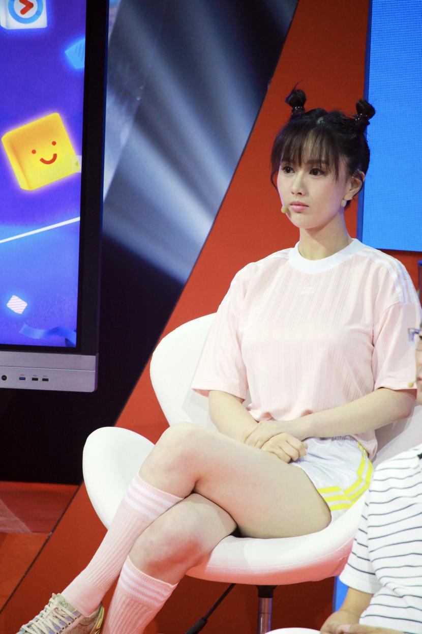 梁缘综艺节目,梁缘访谈完整版