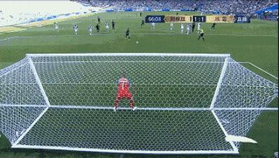 哈哈哈笑出腹肌！这届世界杯简直太“魔性”了！