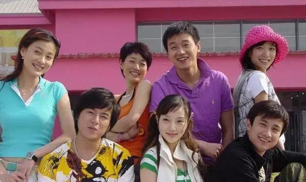 光有老爹鞋怎么够,没有这件单品就不能叫DadLook