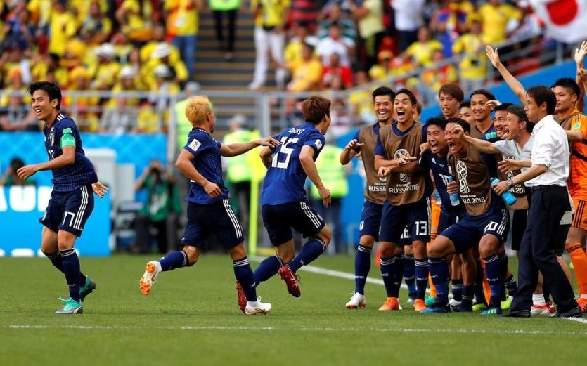 哎哟喂，日本2:1掀翻了哥伦比亚，报了几箭之仇？