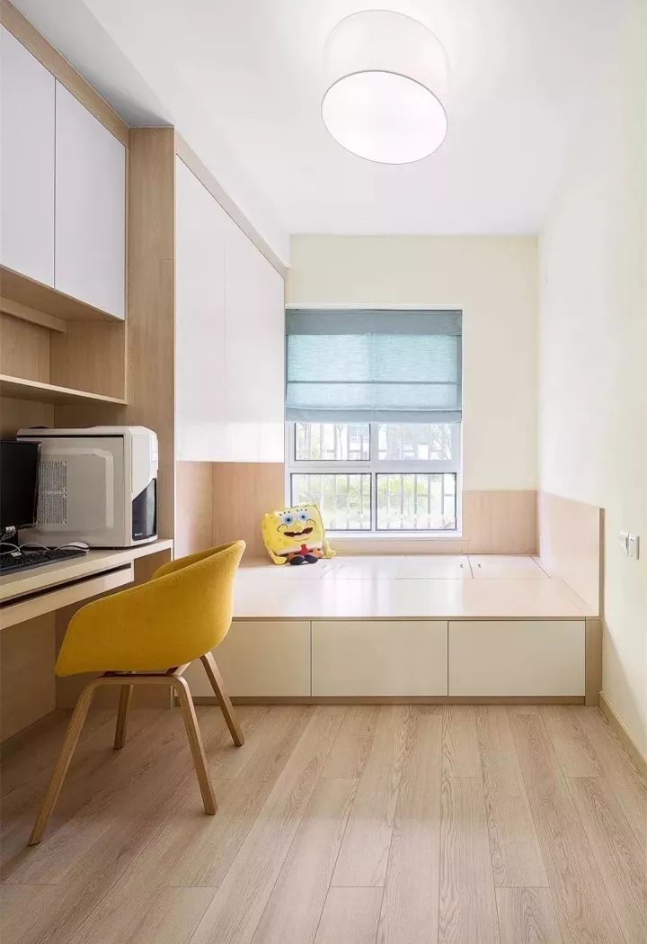 榻榻米床与飘窗柜子一体图,榻榻米床柜子如何组合设计