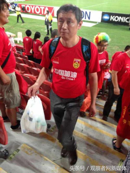 日本人世界杯捡垃圾日本人评价,日本人世界杯捡垃圾后续