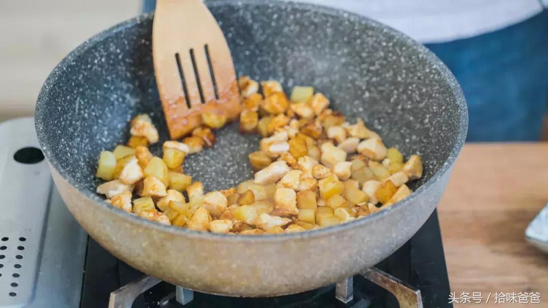 口感滑嫩简单又好吃,香味浓郁口感绵密滋润做法超简单