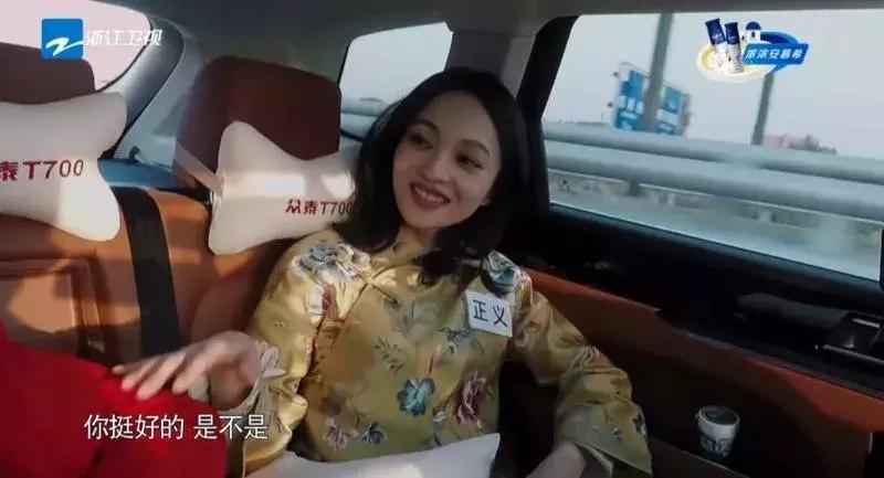 毕业季歌声不断，这辆“移动KTV”令你青春不散！