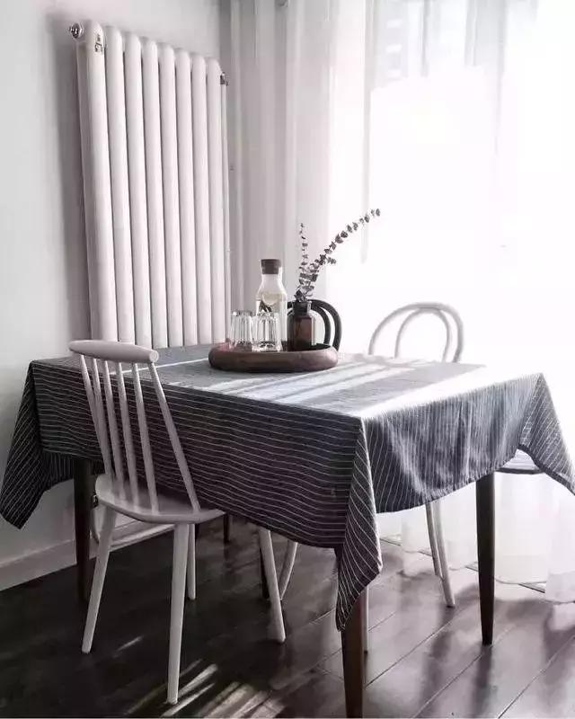 餐桌桌布推荐搭配,各类型餐桌适合的桌布