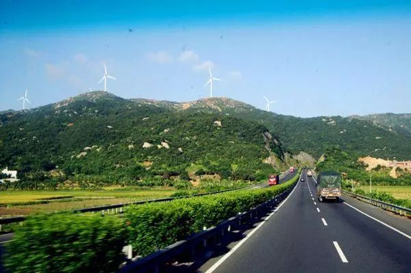 北京至内蒙古旅游坐什么火车,北京去内蒙古高铁旅游线路