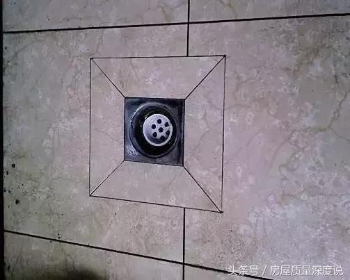 发现家里阳台水管漏水了怎么办,一下雨阳台漏水怎么寻找漏水点