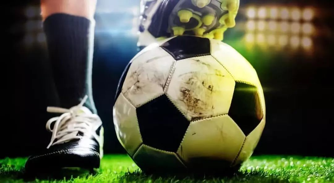 陈忠实写的足球文章,作家陈忠实代表作品