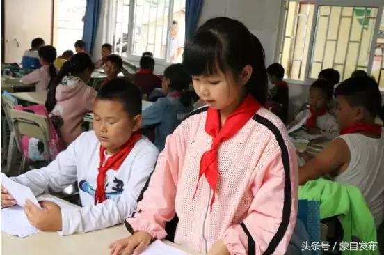 这两个女孩……万万没想到啊！