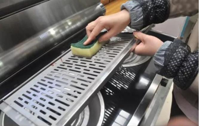 集成灶与传统灶如何来选择,集成灶和传统灶哪个更实惠