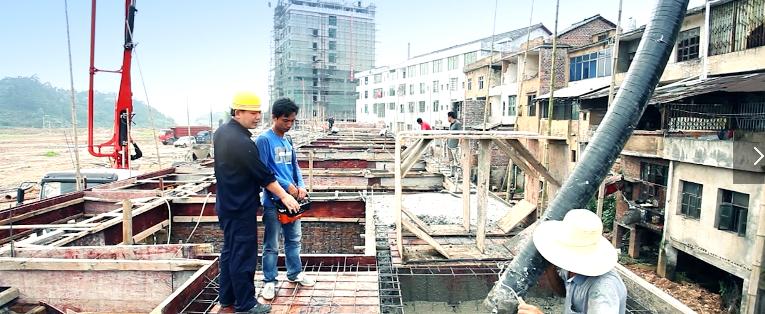 在农村投资三一小挖还是微挖好,选择农村创业可好