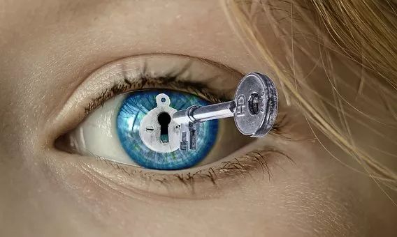 黑眼圈眼袋用什么小妙方可以去除,黑眼圈眼袋太重最快有效方法