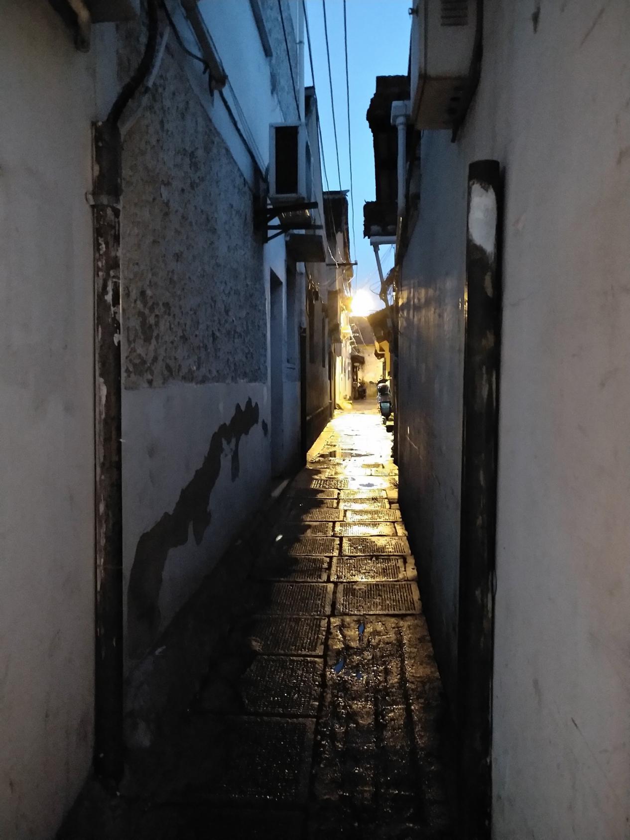 上海最近的古镇七宝老街,带你夜游上海七宝古镇