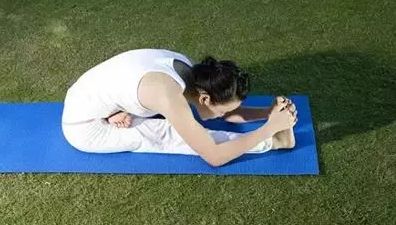 瑜伽保养卵巢,保养子宫卵巢的瑜伽动作