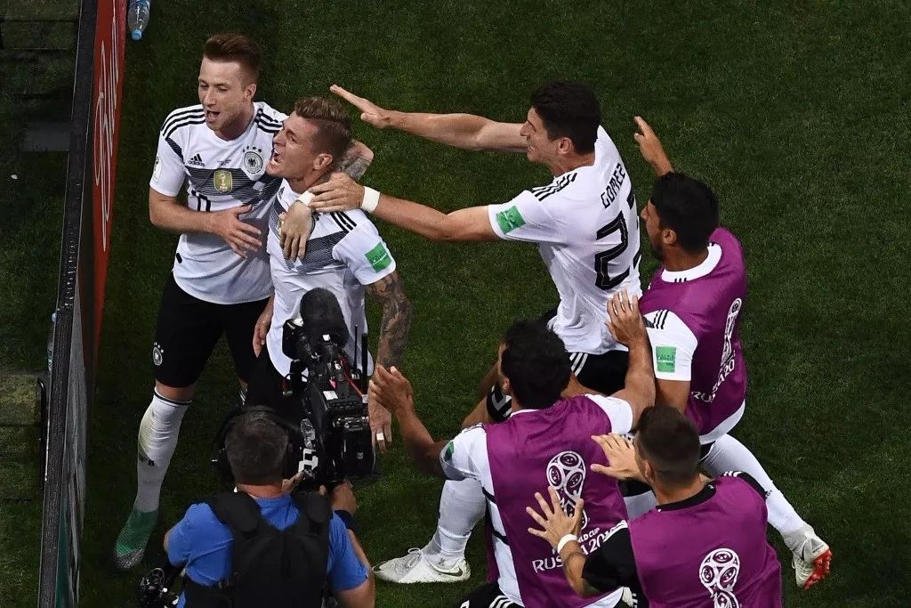 克罗斯绝杀瑞典的难度有多高,克罗斯绝杀瑞典诺伊尔的反应