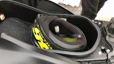 T-max价格魔咒？喷还是不喷？T-MAX短评试驾