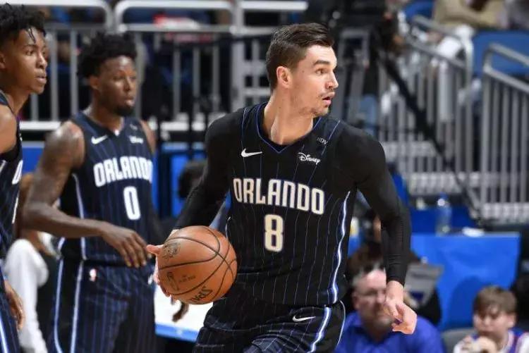 2018nba自由球员有哪些,nba2018年自由球员中锋