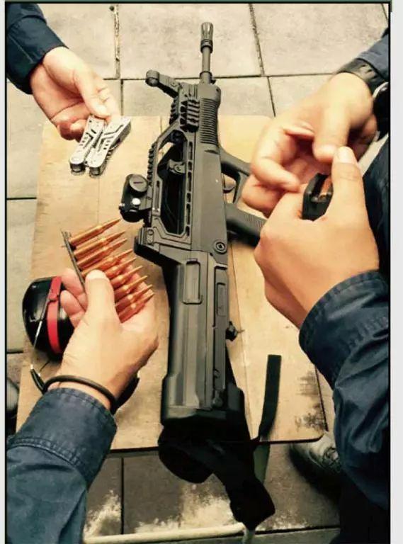 兵锋95步枪魔改版本,95魔改步枪长弓配件