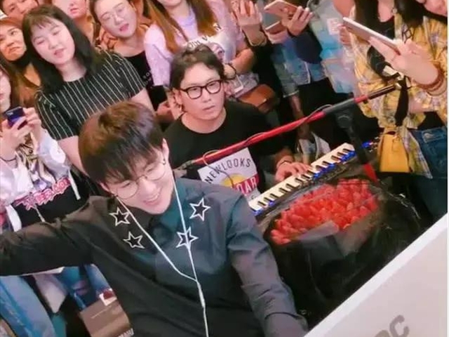 丹东安东老街网红宁哥,宁哥在安东老街哪