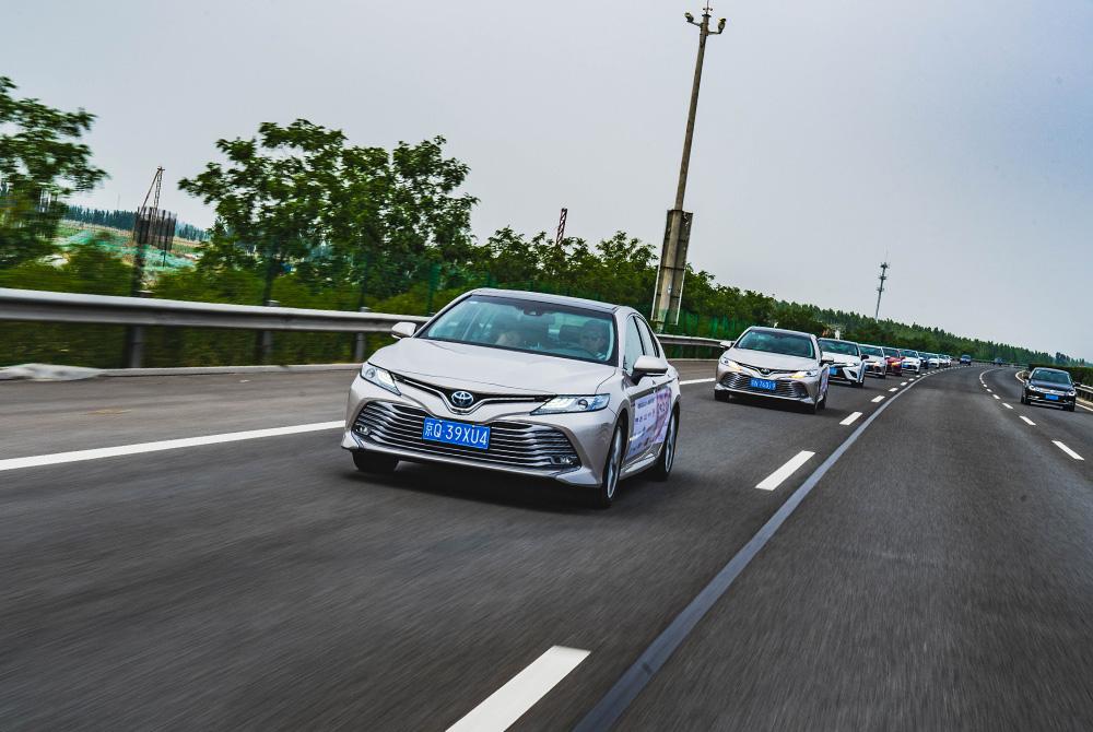 试驾广汽丰田第八代凯美瑞,广汽丰田发布第8代凯美瑞