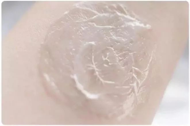 Pola只知道极光和和黑BA?它有一个专属于你的定制款听说过吗