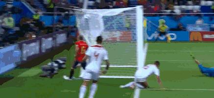 梅西也做过c罗的动作吗,梅西不满裁判判罚称var未起作用