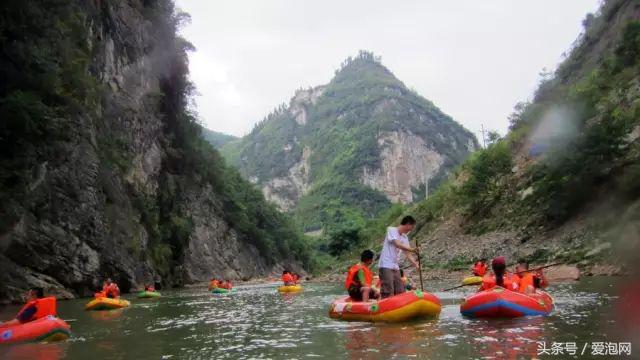 来一次说走就走的漂流之旅,贵州最美最惊险的漂流全在这里