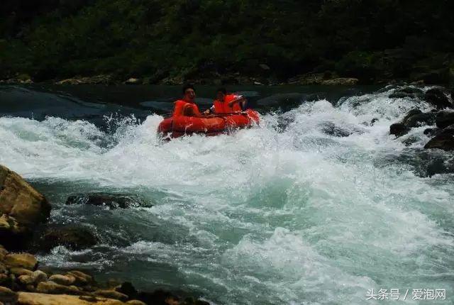 来一次说走就走的漂流之旅,贵州最美最惊险的漂流全在这里