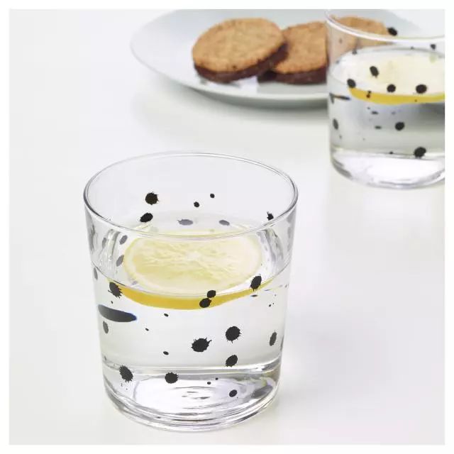 宜家玻璃杯自爆为什么,宜家水杯爆炸最终结果