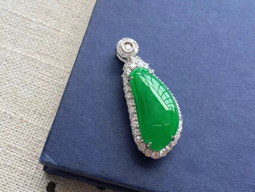 冰糯种翡翠的鉴别方法有哪些,冰糯种和糯种翡翠区别