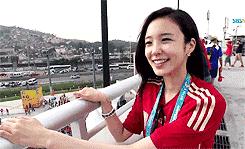 世界杯赛场那些高颜值女球迷瞬间,世界杯看台美女卡塔尔