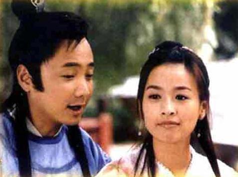 两人同演《穿越时空的爱恋》走红，今一人霸屏多年，她却无戏可拍