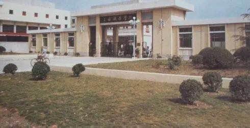 唯品会的创始人沈亚的创业故事,唯品会老板沈亚创业经历