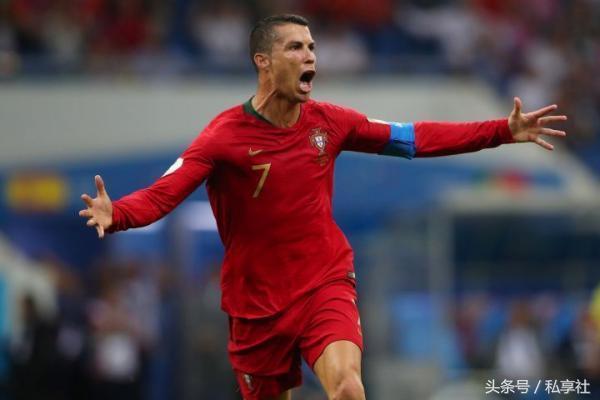 足球界那些帅到爆的发型,足球球星发型中长发