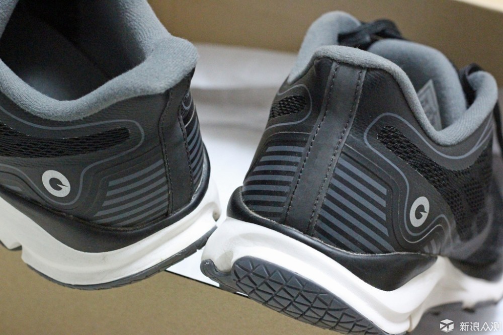 羚羊跑步鞋测评,amazfit羚羊轻户外跑鞋脱胶