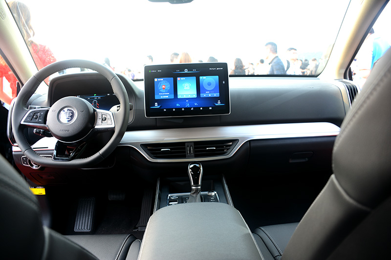 全新一代唐混动车,全新一代唐混动