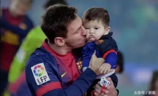 这个女人8岁就征服了球王,玛丽苏式的剧情都发生在她身上了!