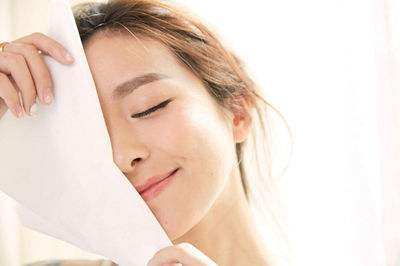 适合油性皮肤的美妆教程,适合油性肌肤的底妆