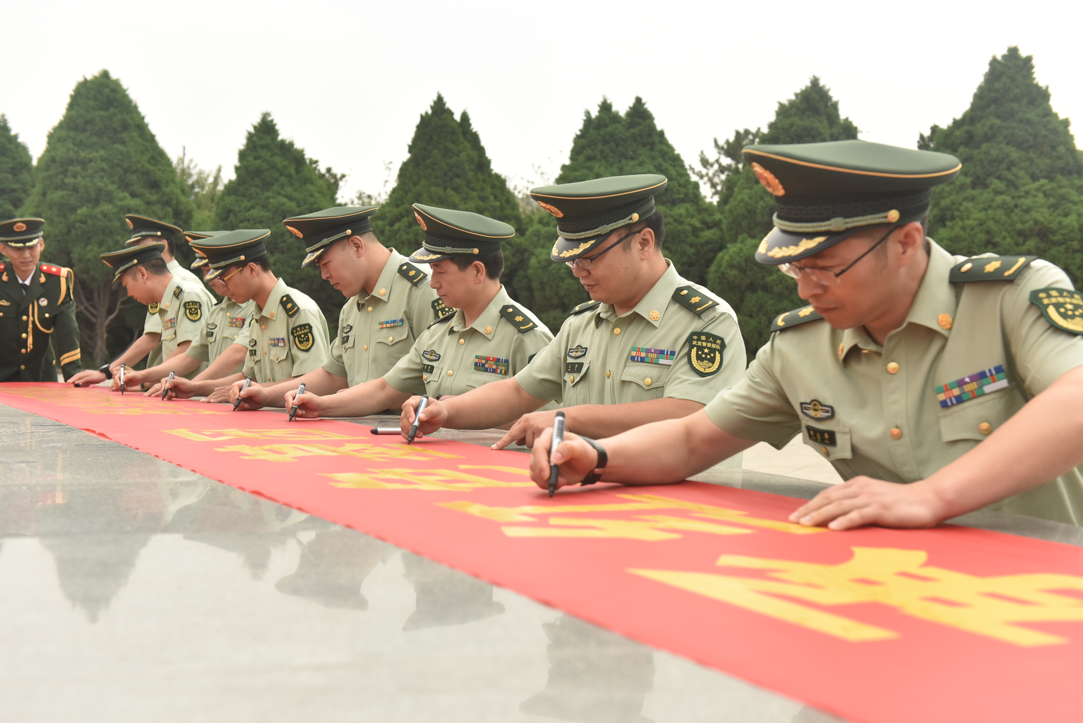 特警七一建党节活动,省武警总队迎七一主题党日活动