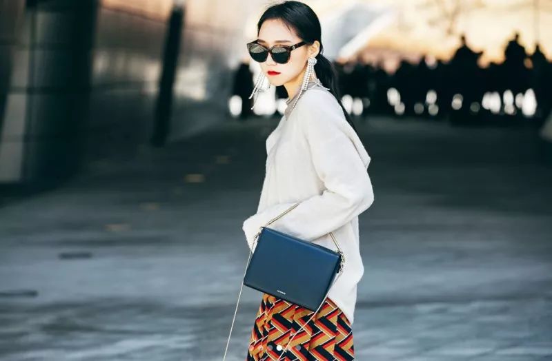 复古华丽包包品牌有哪些,看了很久的包包