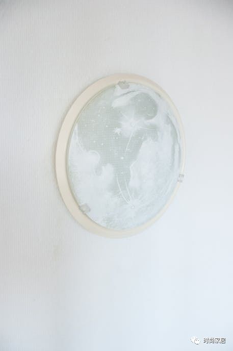 小户型房间少女系装修风格,年轻人简单装修家具设计