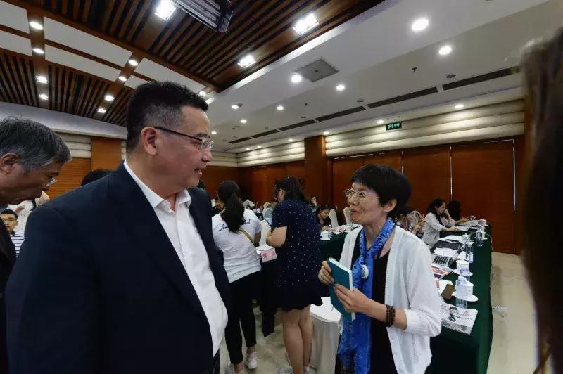 新四大发明科技日报,总编辑四大发明