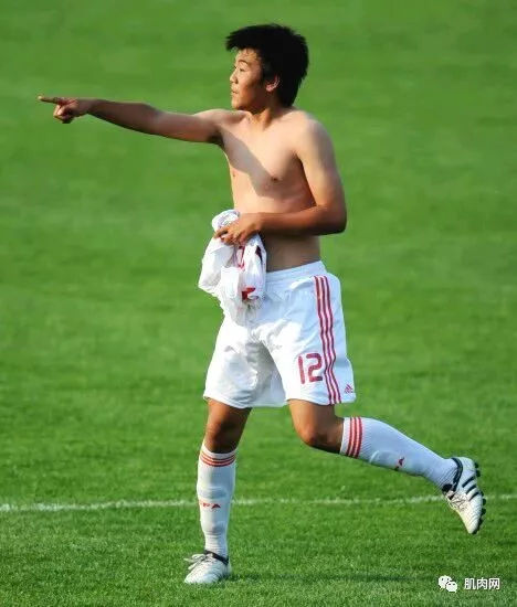 中国男足为什么冲不进世界杯百科,训练完吃了垃圾食品