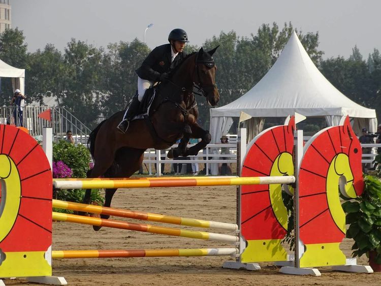 怎么拍摄快速运动物体,运动物体怎么拍摄视频