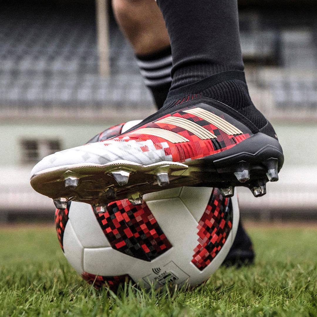 安踏enjoyz联名足球鞋,enjoyz足球鞋