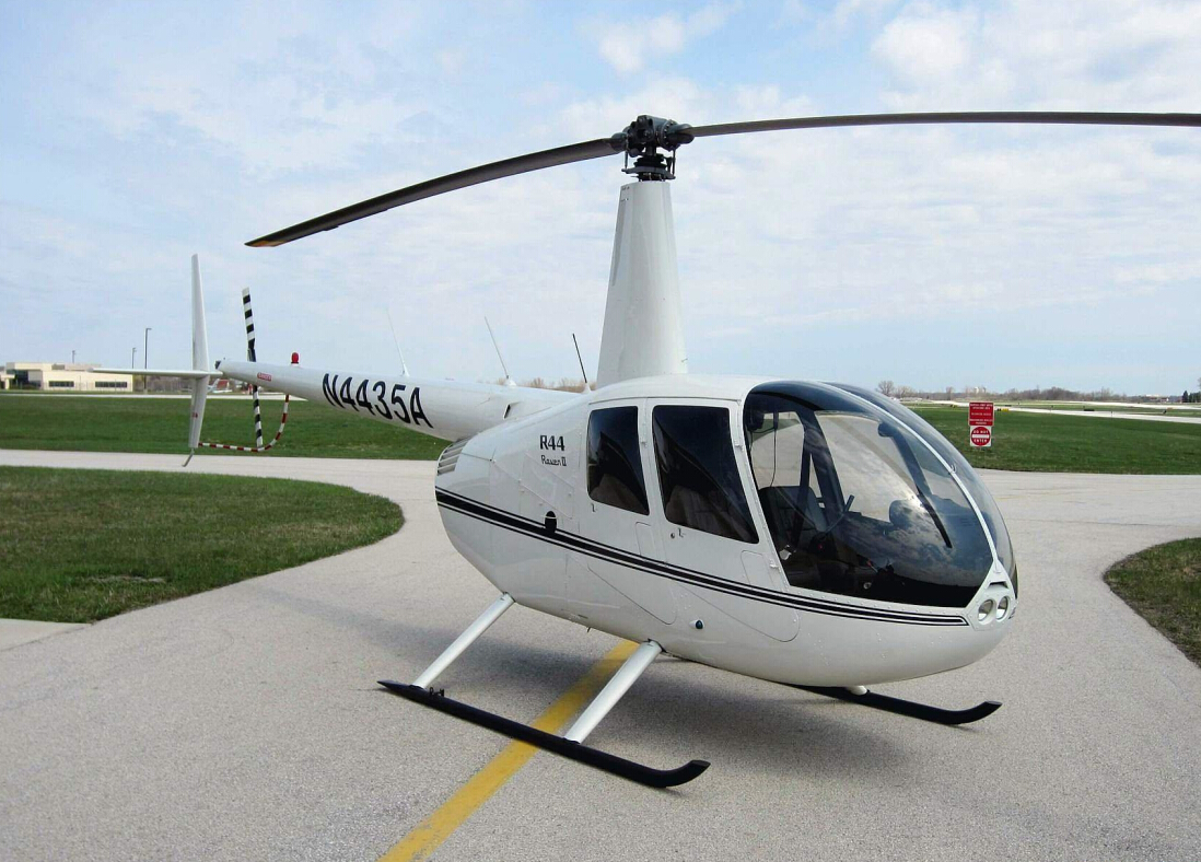 直升机跟普通飞机哪个技术难度大,直升机与普通飞机有什么区别