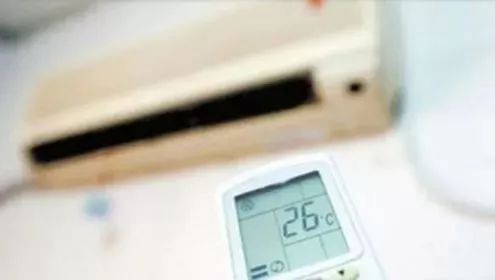 为什么空调温度调高反而有冷风呢,为什么空调设定温度越低越费电