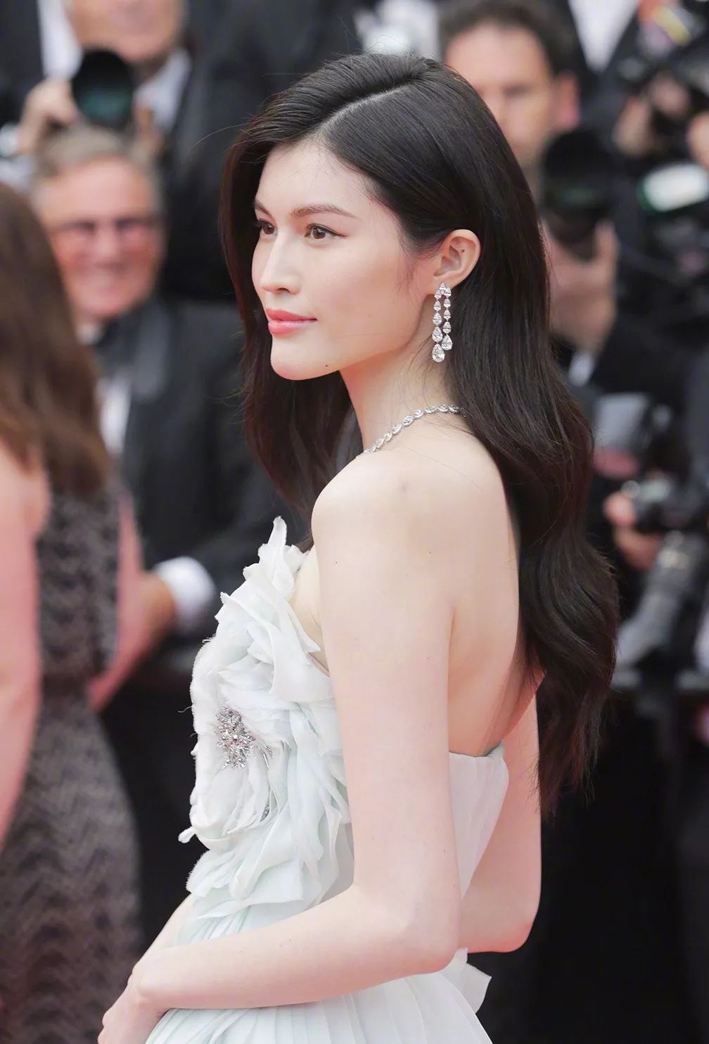 何穗美白秘诀公开,何穗美白皮肤图片