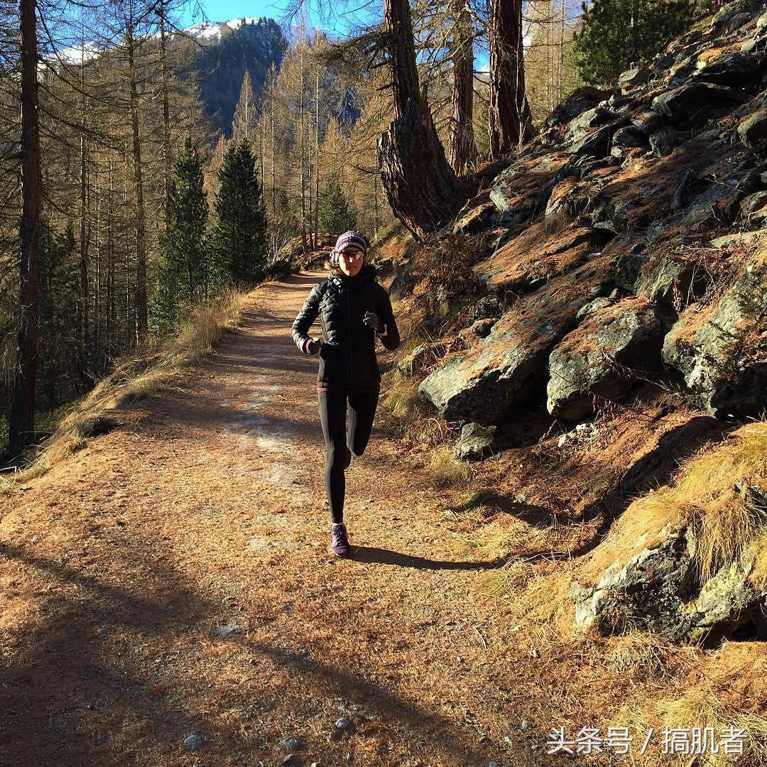 跑步时扭伤了腰怎么办,如何防止跑步时脚扭伤