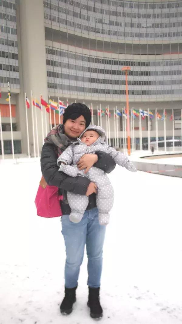 出门走到哪里都想带着孩子,没条件也要带孩子出去玩吗